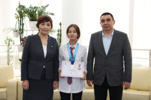 Подробнее о статье <strong>Кызылординские интеллектуалы отличились на международном конкурсе</strong>