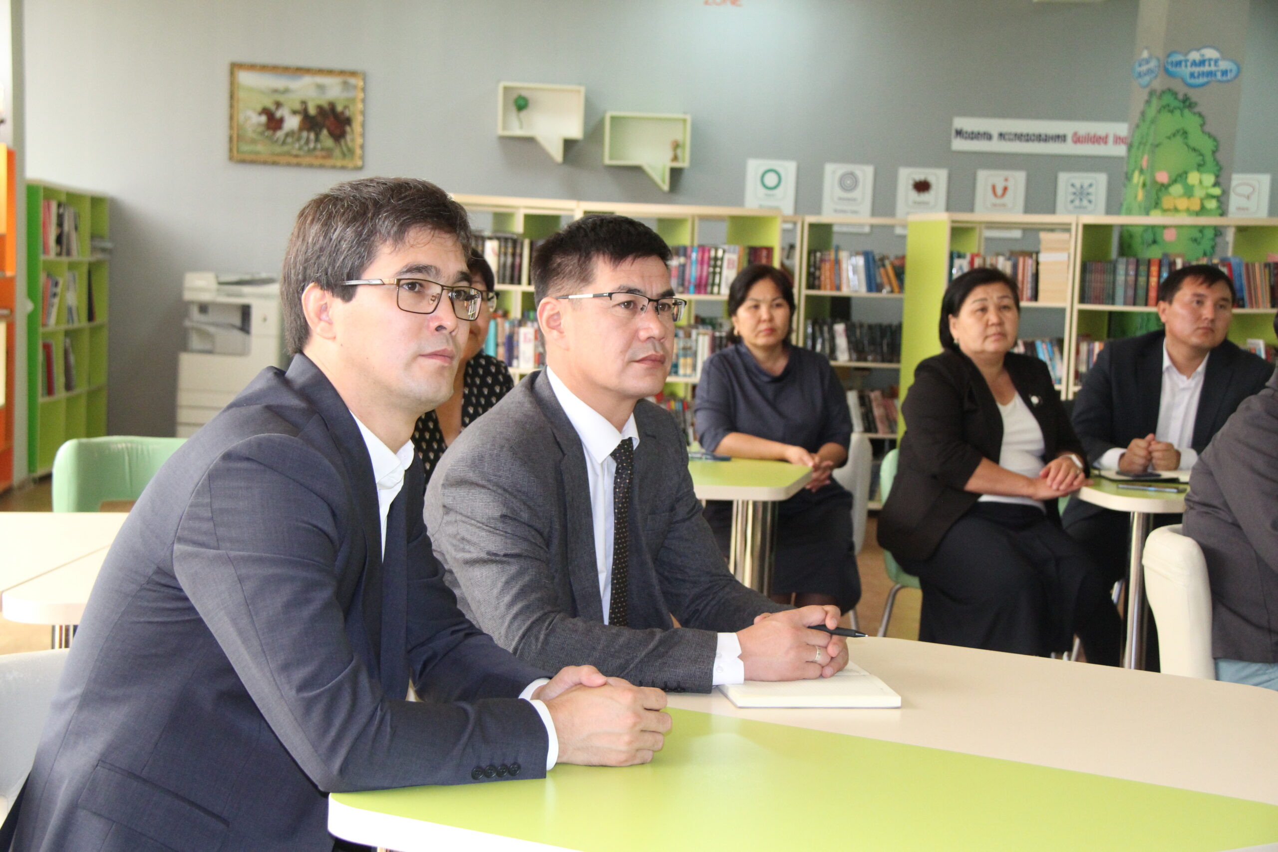 Подробнее о статье Учителя опорных школ прошли стажировку в NIS Кызылорды